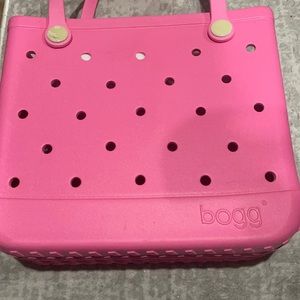 Pink bogg bag
